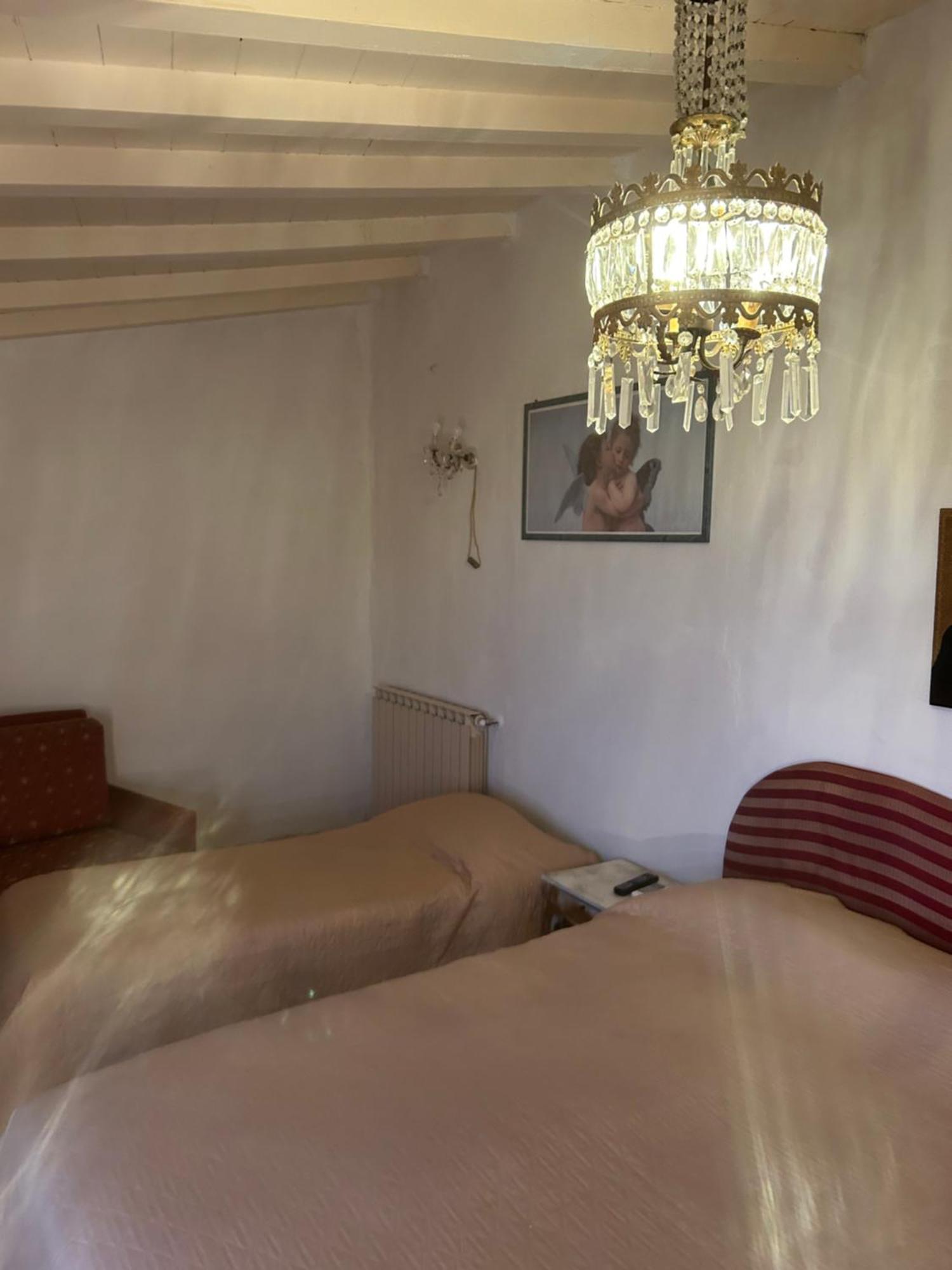 Locanda Verde Vaiano  エクステリア 写真