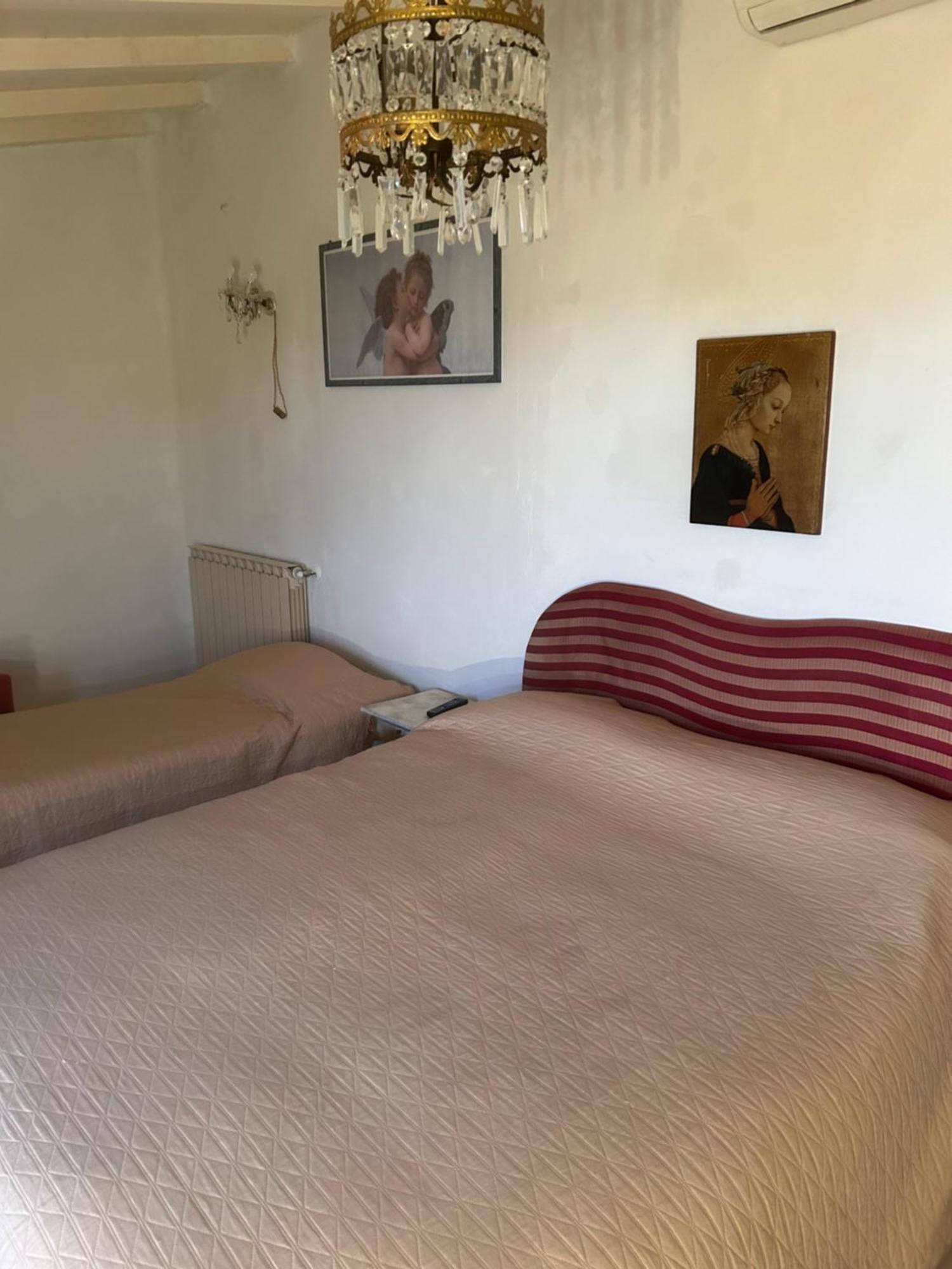 Locanda Verde Vaiano  エクステリア 写真